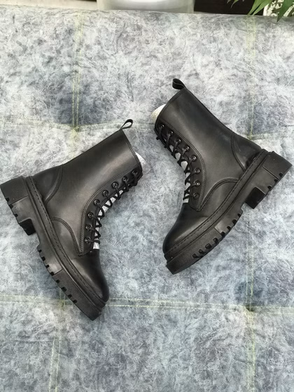 نیم بوت مشکی زنانه کد k10911